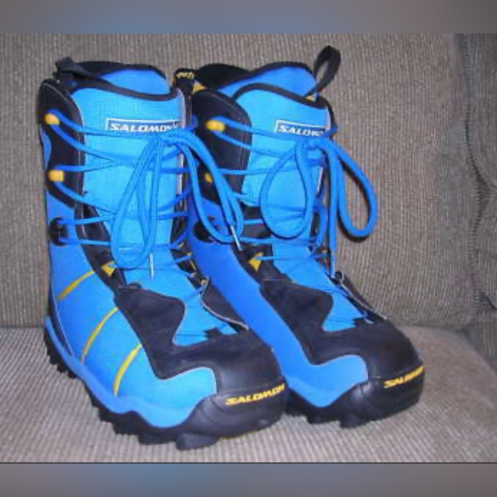 Salomon Maori Snowboard Boots Blue Size 5